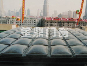 采光罩
